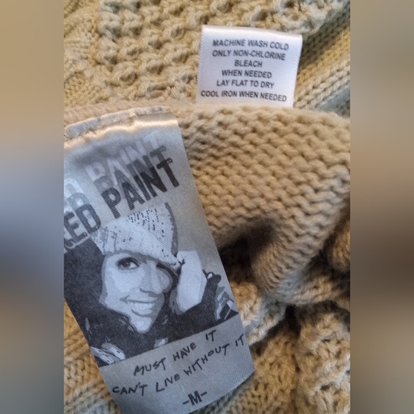 Beige V-neck Sweater Dress Size M - Picture 8 of 8